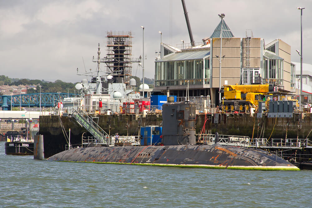 UK’sHMS Tireless at Devonport UKsmall HMS Tireless at Devonport